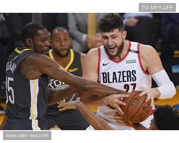 雷霆强势登顶西部第一青年军崛起成联盟新焦点赛季之争引热议