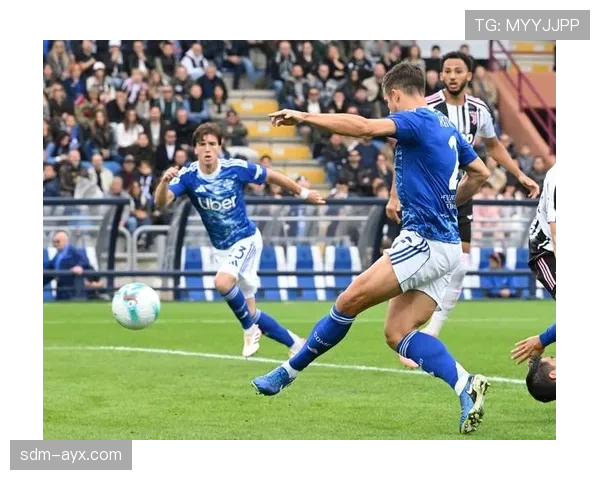 意甲积分榜更新：次席球队强势领跑，争冠悬念再升级