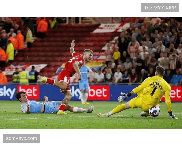 英超战火重燃：强队对决引爆焦点，状态回升球队成夺冠热门