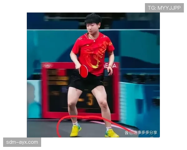 孙颖莎的行李箱里塞了20双球鞋，日常穿搭全是代言大牌